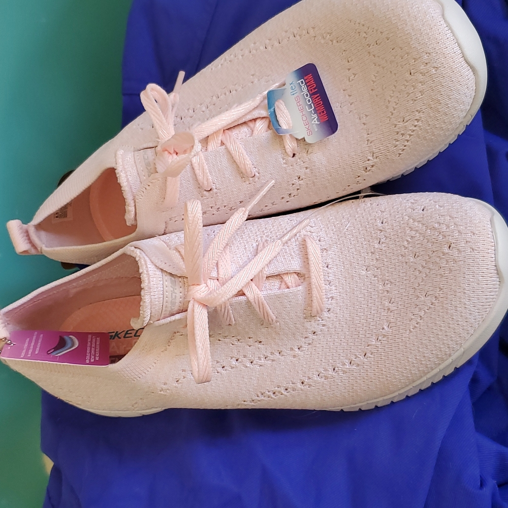 Sketchers slip on